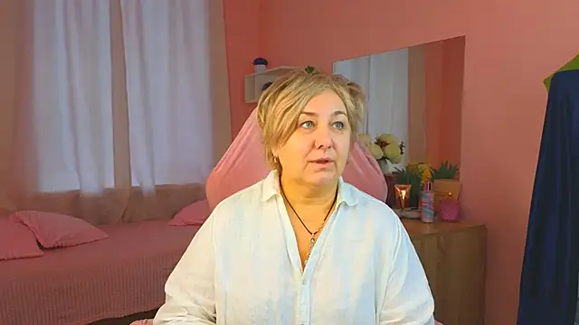 Marta Wils online show from 10/07/25, 02:09