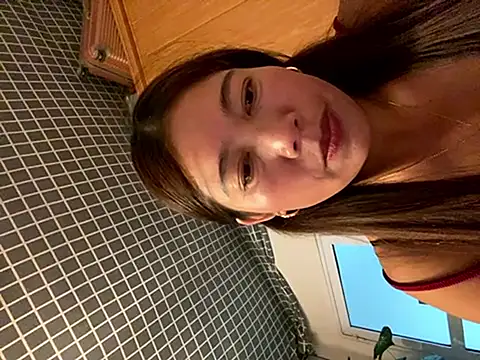 Milky-milk online show from 10/26/25, 01:39