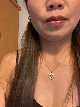 Milky-milk online show from 11/03/25, 02:40