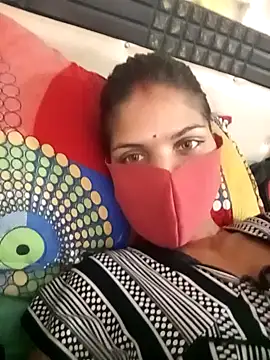 Snapshot of Sh_suhani chatting on 10/07/25, 05:04 Sh suhani online show from 10/07/25, 05:04