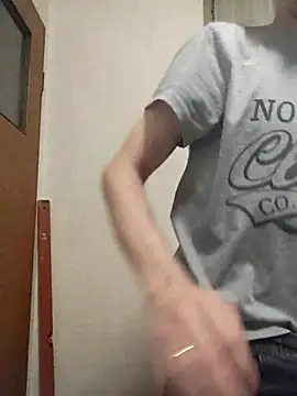 szajbusek41 online show from 01/15/26, 03:49