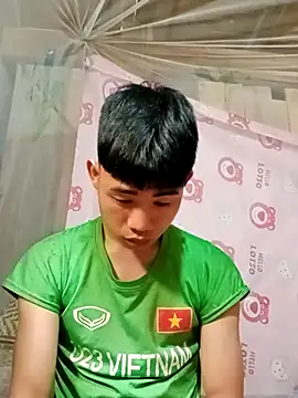 Nhyy xx online show from 04/05/26, 02:53