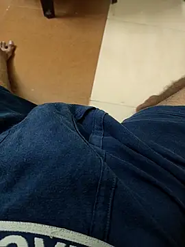 Snapshot of king_boy070 chatting on 09/18/25, 09:11 king boy070 online show from 09/18/25, 09:11