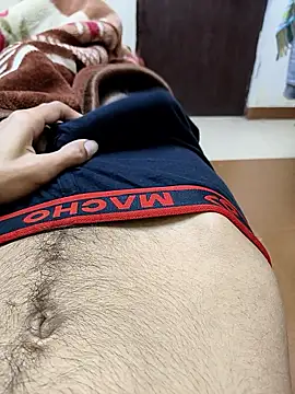 Snapshot of king_boy070 chatting on 12/16/25, 05:51 king boy070 online show from 12/16/25, 05:51