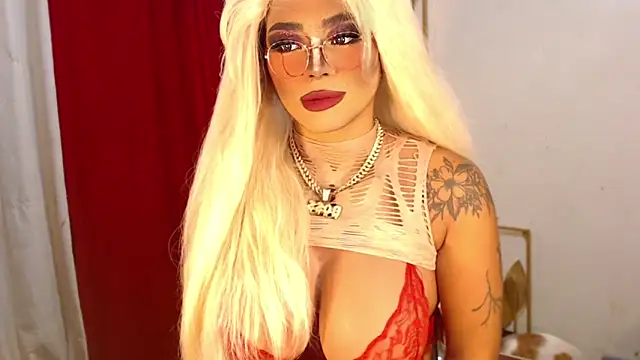 Snapshot of Tasha_Goddess chatting on 05/18/26, 05:08 Tasha Goddess online show from 05/18/26, 05:08