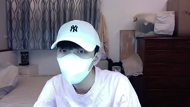 Snapshot of kai101010 chatting on 09/24/25, 02:53 kai101010 online show from 09/24/25, 02:53