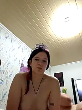 Hot SkinnyGirl online show from 04/18/26, 06:45