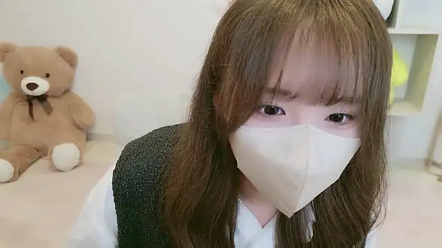 Snapshot of Cocoro_o0 chatting on 10/11/25, 02:33 Cocoro o0 online show from 10/11/25, 02:33