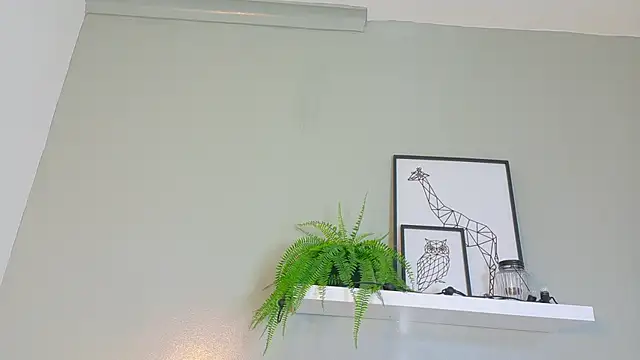 Snapshot of KeendraFox_ chatting on 11/04/25, 10:14 KeendraFox online show from 11/04/25, 10:14