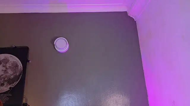 Snapshot of KeendraFox_ chatting on 12/02/25, 11:26 KeendraFox online show from 12/02/25, 11:26