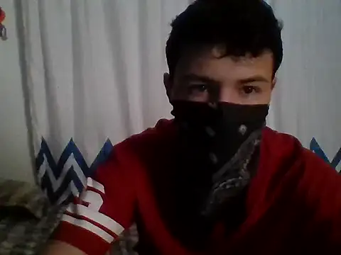 Snapshot of El_awo_ chatting on 09/23/25, 04:10 El awo online show from 09/23/25, 04:10