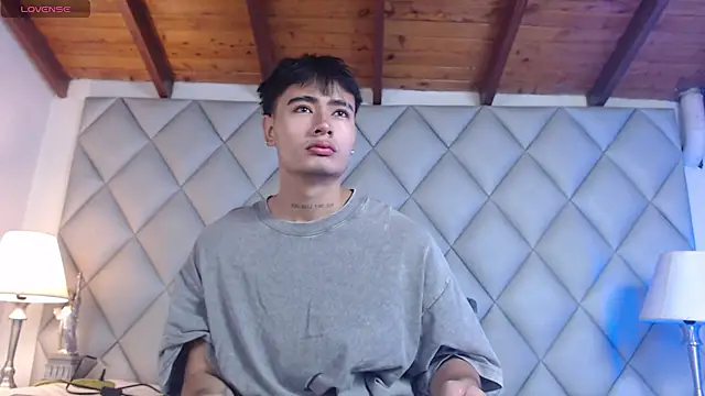 Clement Reyes online show from 10/26/25, 12:55