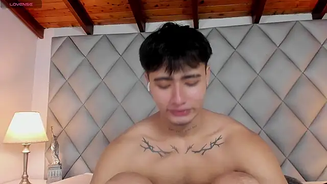 Clement Reyes online show from 11/21/25, 12:37