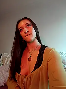 laradoom online show from 09/18/25, 04:09