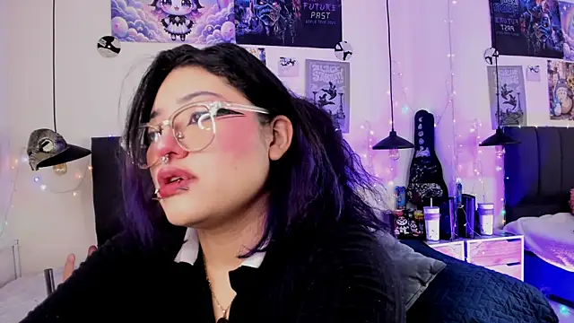 SabrinaV  online show from 06/19/26, 11:36
