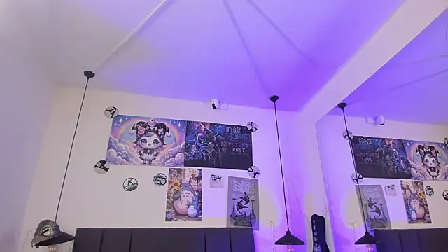SabrinaV  online show from 06/20/26, 11:24