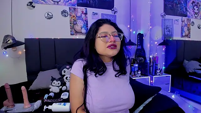 SabrinaV  online show from 07/09/26, 11:25