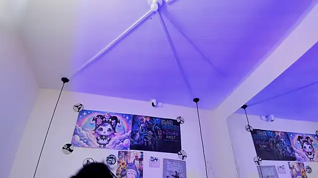 SabrinaV  online show from 07/11/26, 11:24
