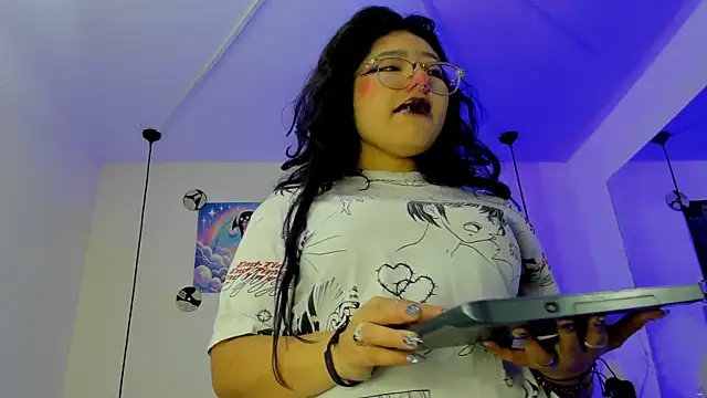 SabrinaV  online show from 07/16/26, 11:16
