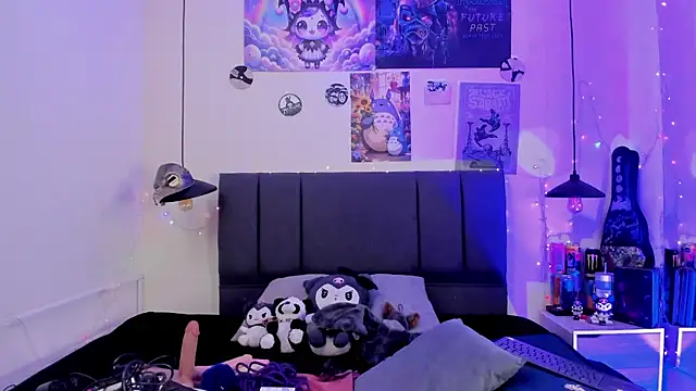 SabrinaV  online show from 07/22/26, 11:24