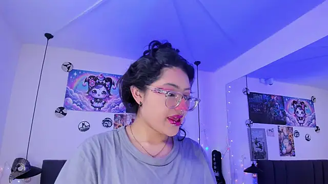 SabrinaV  online show from 07/31/26, 11:20