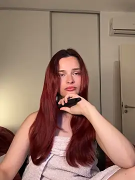 Snapshot of jazmin-here chatting on 10/29/25, 12:02 jazmin-here online show from 10/29/25, 12:02