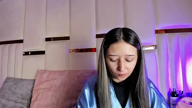 ANLLELOAndANGELA online show from 04/29/26, 05:30
