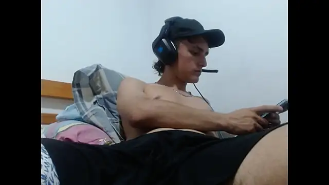 NicoFlame0907 online show from 10/22/25, 05:19