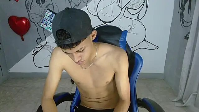 Snapshot of deivid_bigcock1 chatting on 09/28/25, 12:49 deivid bigcock1 online show from 09/28/25, 12:49