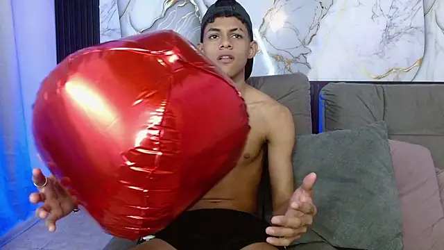 Snapshot of deivid_bigcock1 chatting on 10/02/25, 11:12 deivid bigcock1 online show from 10/02/25, 11:12