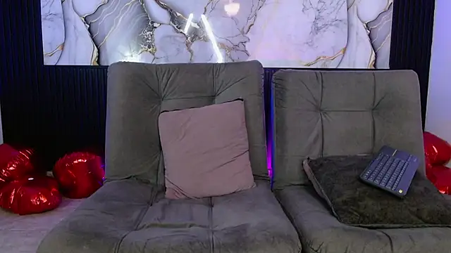 Snapshot of deivid_bigcock1 chatting on 10/12/25, 12:31 deivid bigcock1 online show from 10/12/25, 12:31