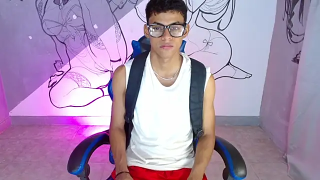 Snapshot of deivid_bigcock1 chatting on 12/05/25, 12:19 deivid bigcock1 online show from 12/05/25, 12:19