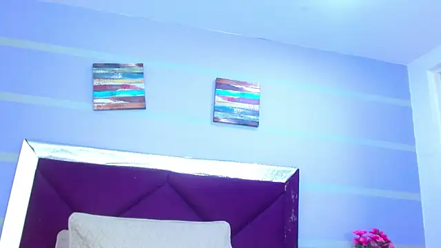 Emily Swiftt online show from 11/14/25, 08:57