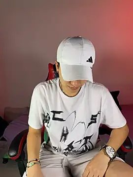 Snapshot of nicocoox chatting on 02/08/26, 02:37 nicocoox online show from 02/08/26, 02:37