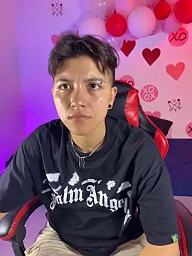 Snapshot of nicocoox chatting on 02/15/26, 04:47 nicocoox online show from 02/15/26, 04:47