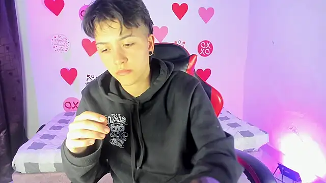 Snapshot of nicocoox chatting on 02/19/26, 01:12 nicocoox online show from 02/19/26, 01:12