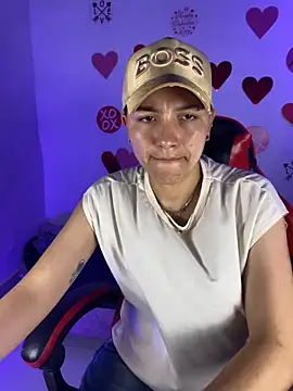 Snapshot of nicocoox chatting on 02/20/26, 02:19 nicocoox online show from 02/20/26, 02:19