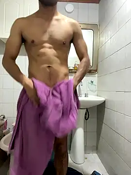 Snapshot of Fran-cisco1509 chatting on 10/22/25, 10:48 Fran-cisco1509 online show from 10/22/25, 10:48