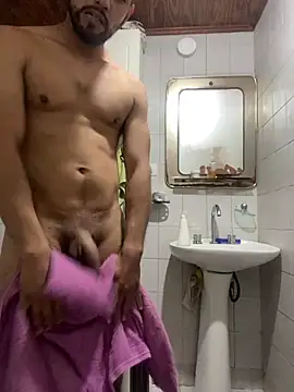 Snapshot of Fran-cisco1509 chatting on 10/25/25, 08:22 Fran-cisco1509 online show from 10/25/25, 08:22