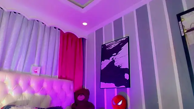 Julia Bulette1 online show from 04/23/26, 12:56