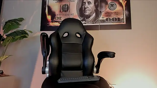 chrizmacgregor online show from 02/13/26, 01:45