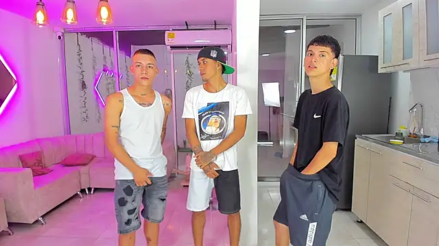 Houseofwarrios online show from 09/21/25, 05:20