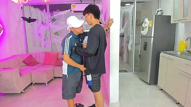 Houseofwarrios online show from 09/27/25, 05:23