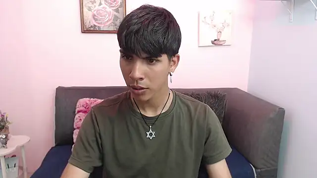 David 925  online show from 09/24/25, 04:05