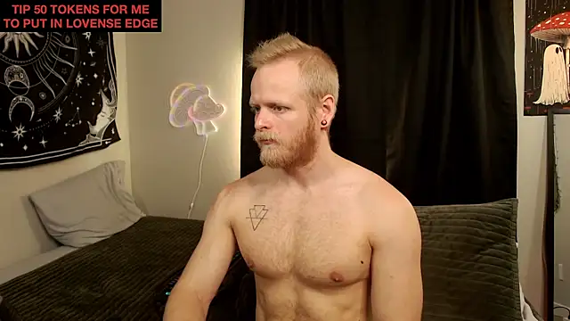 Snapshot of randyroderick chatting on 11/04/25, 11:26 randyroderick online show from 11/04/25, 11:26