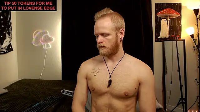 Snapshot of randyroderick chatting on 11/07/25, 09:26 randyroderick online show from 11/07/25, 09:26