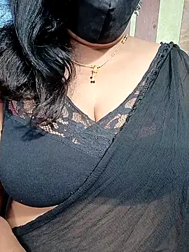 Snapshot of Maithili18 chatting on 11/27/25, 06:54 Maithili18 online show from 11/27/25, 06:54