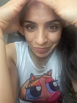 nenalinda69 online show from 09/19/25, 01:40