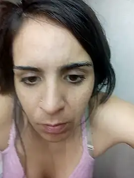 nenalinda69 online show from 11/01/25, 12:12