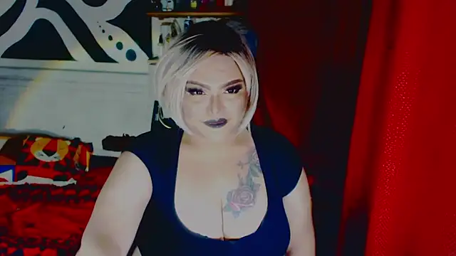 Snapshot of misstresbigcockXXp chatting on 09/22/25, 03:30 misstresbigcockXXp online show from 09/22/25, 03:30